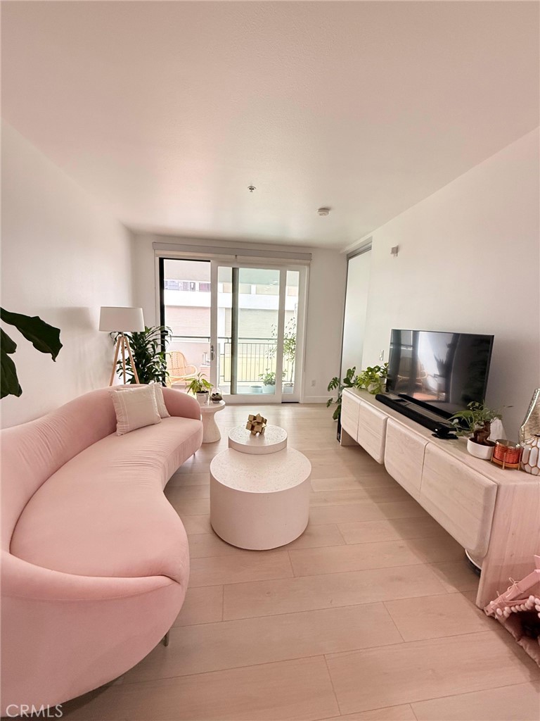 1234 Wilshire 233 Property Photo 18