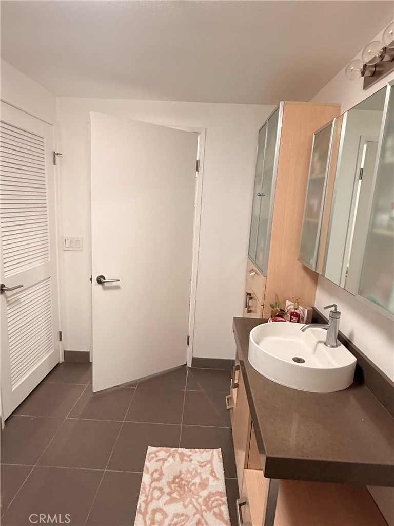 1234 Wilshire 233 Property Photo 30