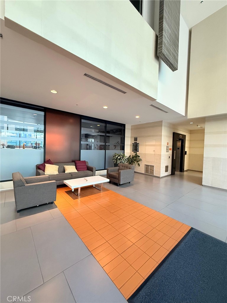 1234 Wilshire 233 Property Photo 34