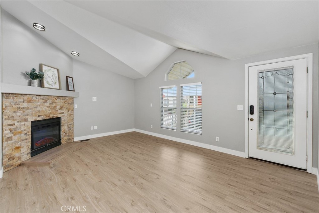 1456 E Philadelphia St Spc 176 Property Photo 6