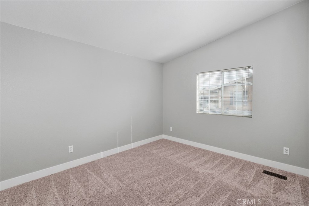 1456 E Philadelphia St Spc 176 Property Photo 14