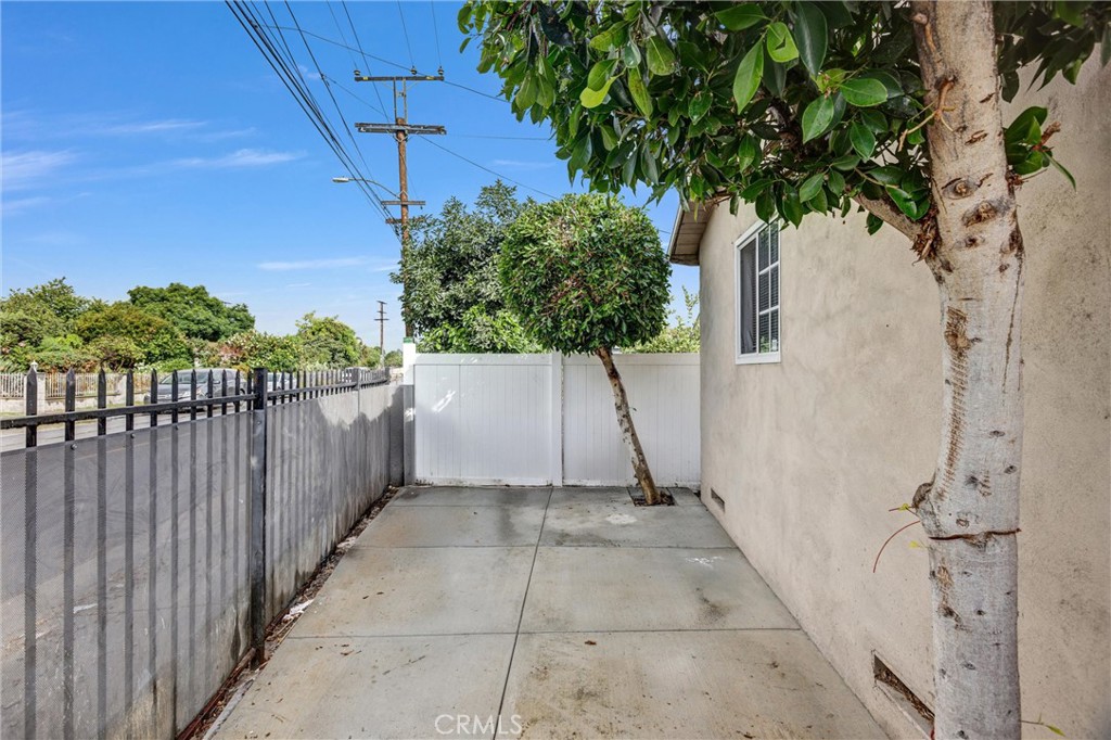 12624 S Mona Property Photo 8