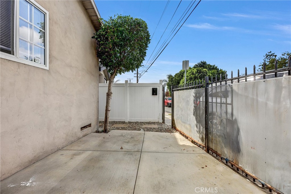 12624 S Mona Property Photo 11