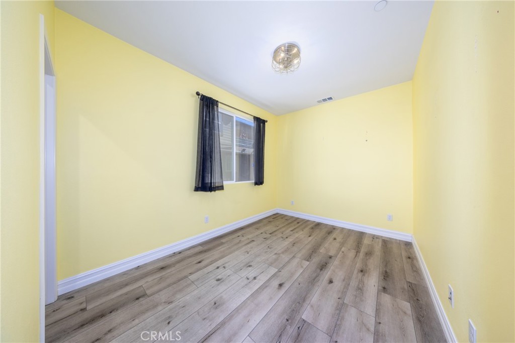 7358 Luminaire Property Photo 22