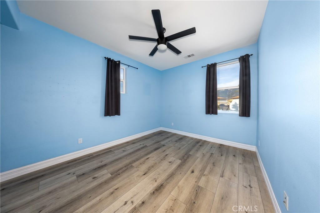 7358 Luminaire Property Photo 35