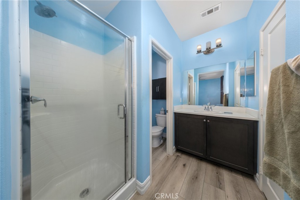 7358 Luminaire Property Photo 37