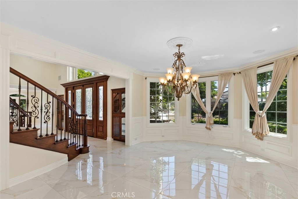 6863 Canyon Hill Drive Property Photo 13