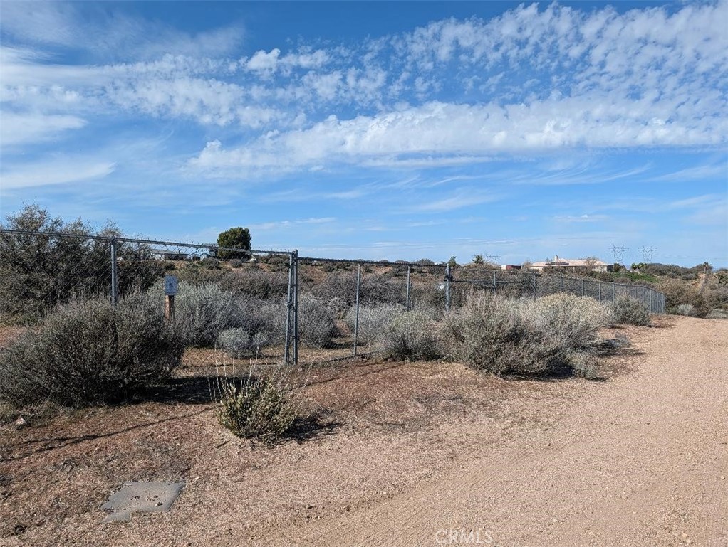 21 Atsina Property Photo 3