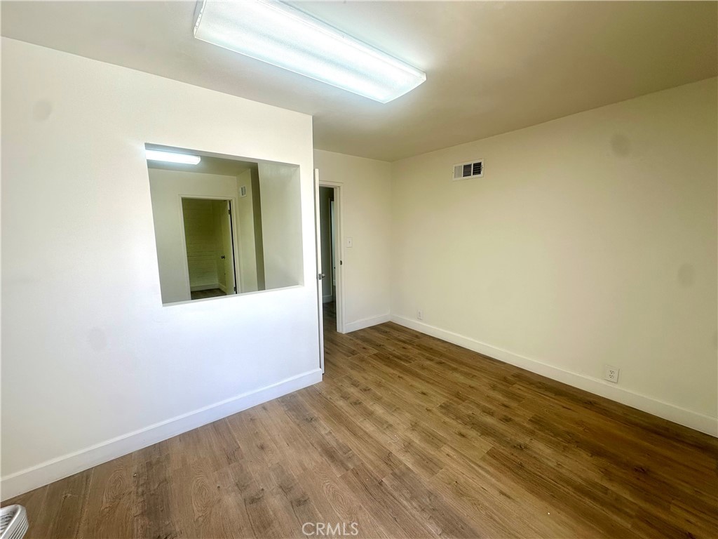 815 S Main Property Photo 15