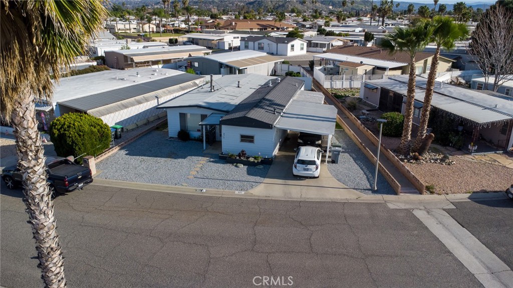 371 Santa Clara Circle Property Photo 4