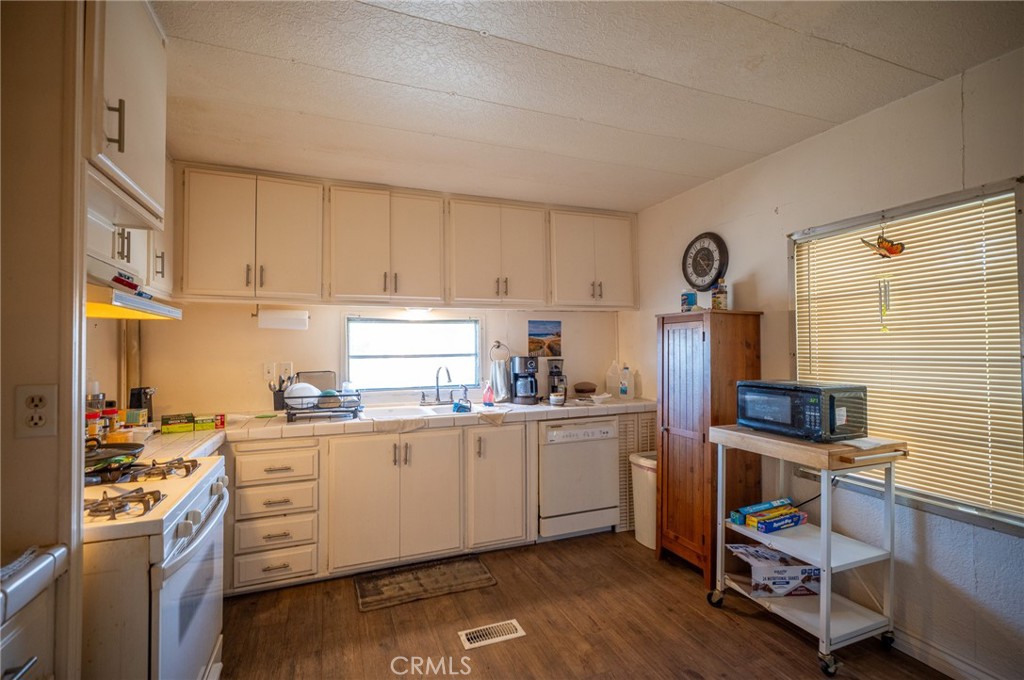 371 Santa Clara Circle Property Photo 10