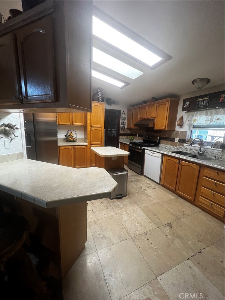 1616 S Euclid 91 Property Photo 17