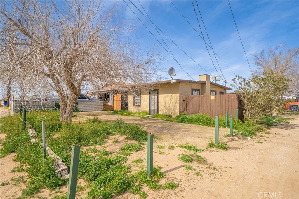 11986 White Avenue Property Photo 18