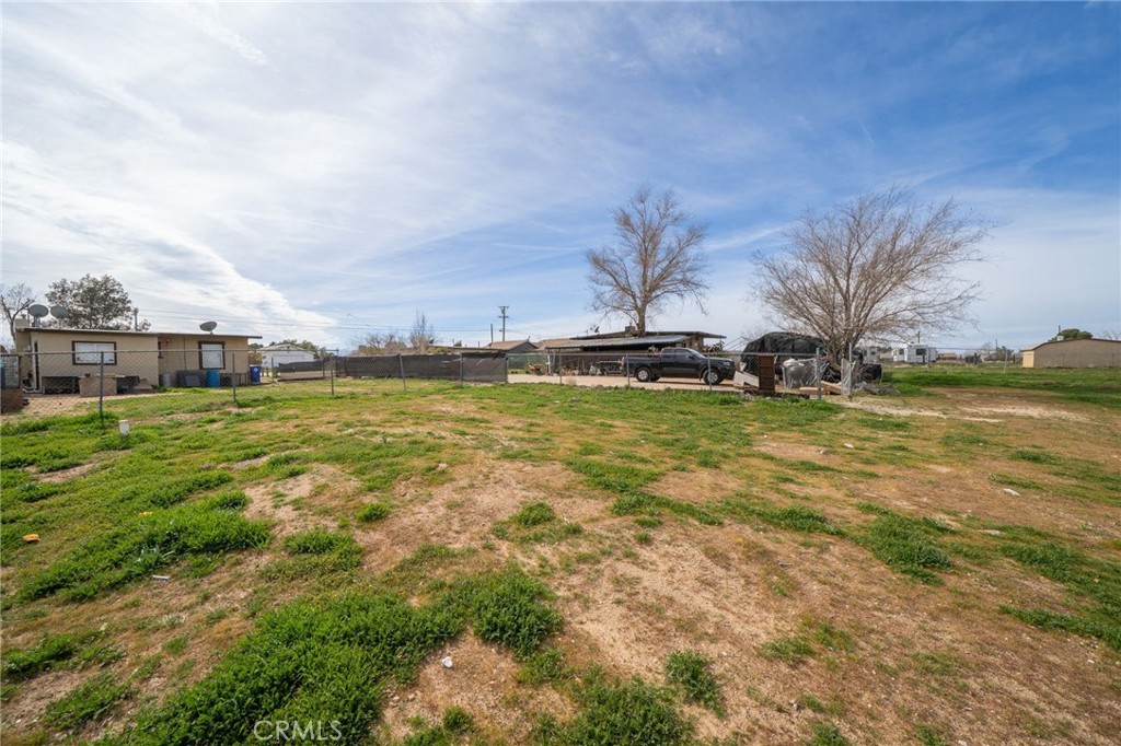 11986 White Avenue Property Photo 48