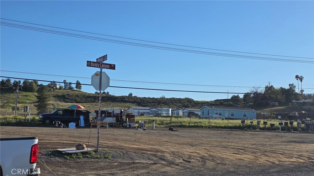 25390 Bundy Canyon Road Property Photo 6
