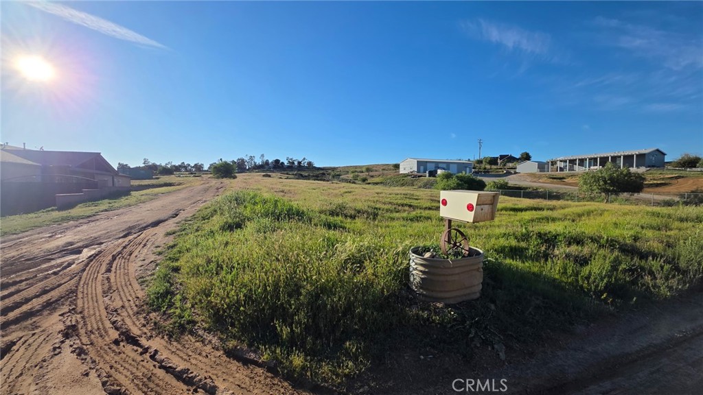25325 Waldon Road Property Photo 3