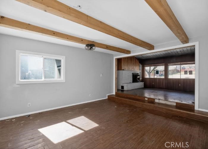 452 Sirretta Street Property Photo 6