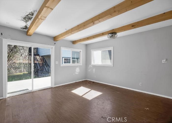 452 Sirretta Street Property Photo 7