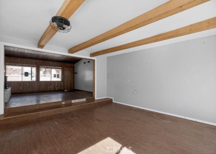 452 Sirretta Street Property Photo 8
