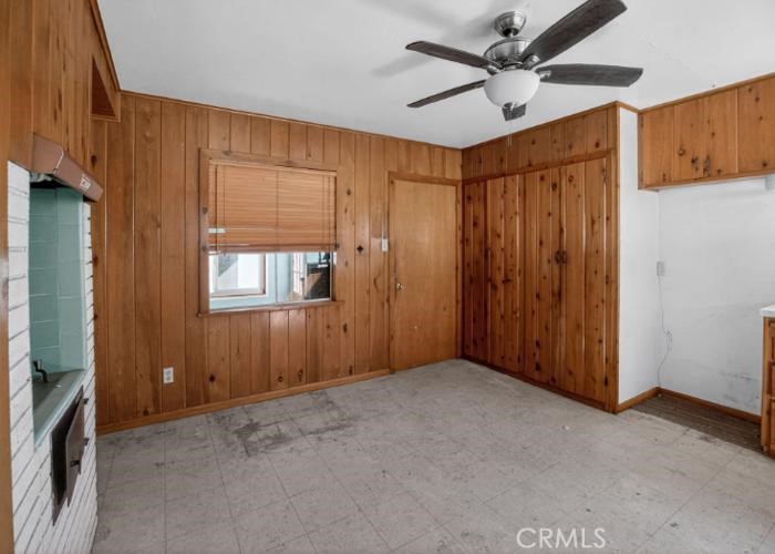 452 Sirretta Street Property Photo 12