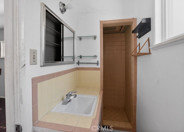 452 Sirretta Street Property Photo 18
