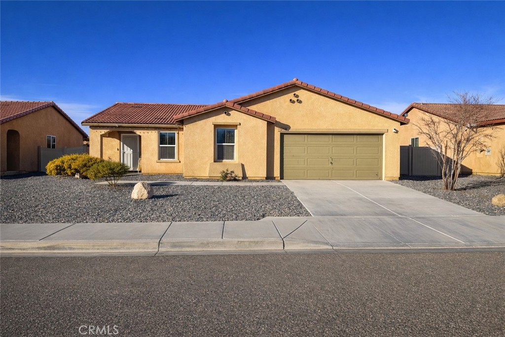 14368 Black Mountain Property Photo 2