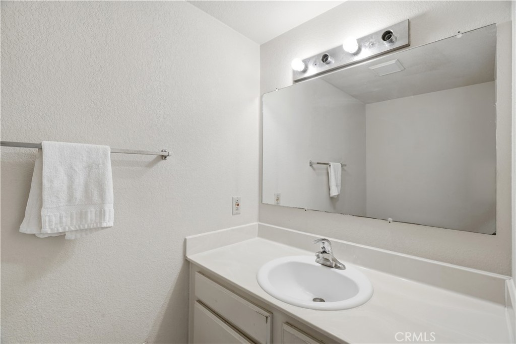 1682 Commodore Drive Property Photo 15
