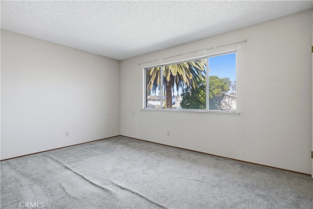 1682 Commodore Drive Property Photo 23