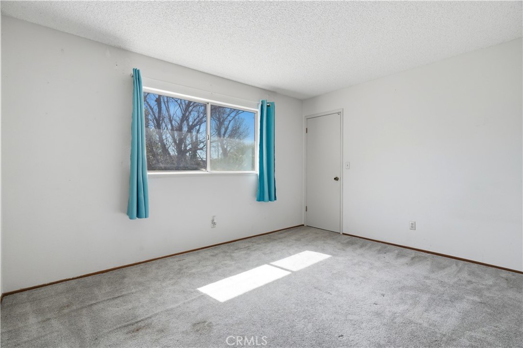 1682 Commodore Drive Property Photo 26
