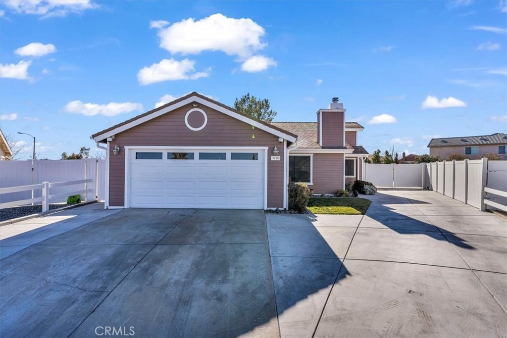 9105 Aspenwood Property Photo 1
