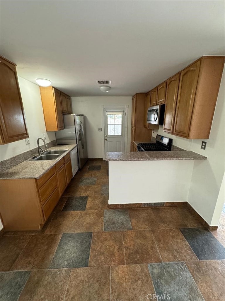 39161 Bel Air Property Photo 7