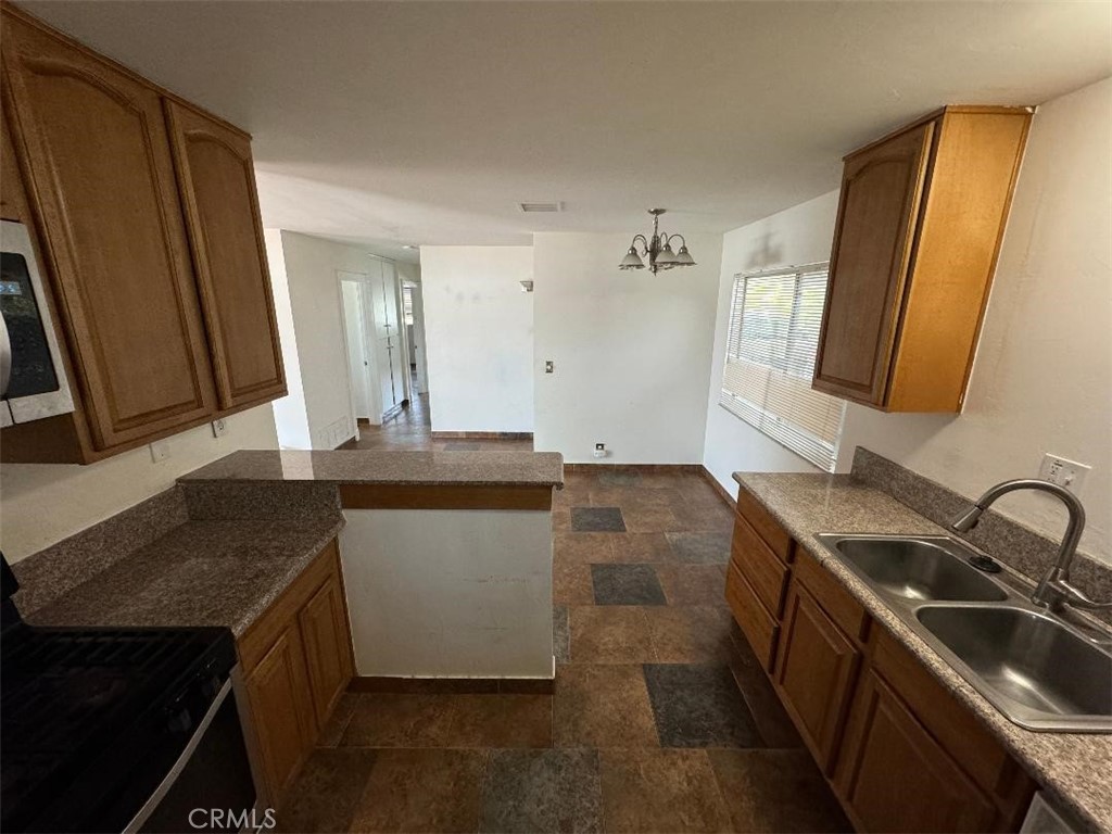 39161 Bel Air Property Photo 9