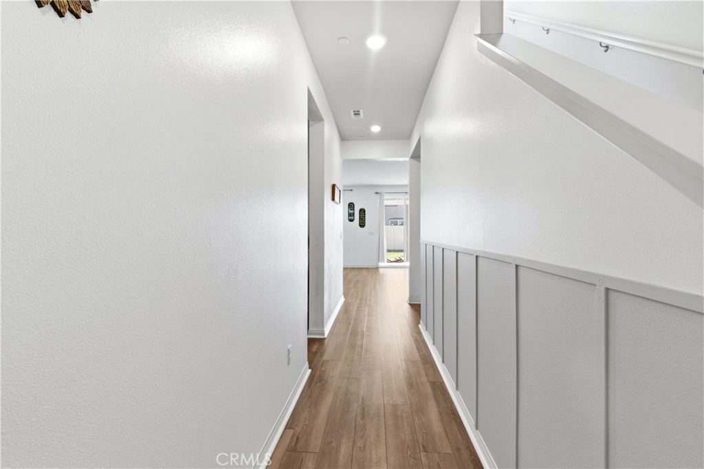 15594 Raptor Property Photo 7