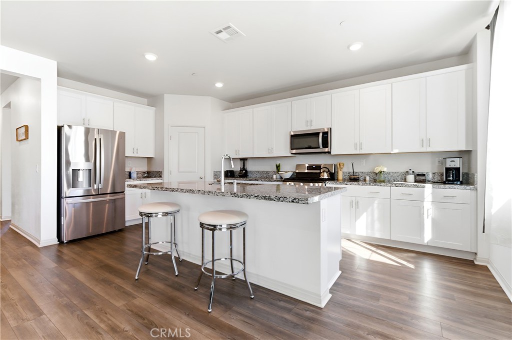 15594 Raptor Property Photo 15