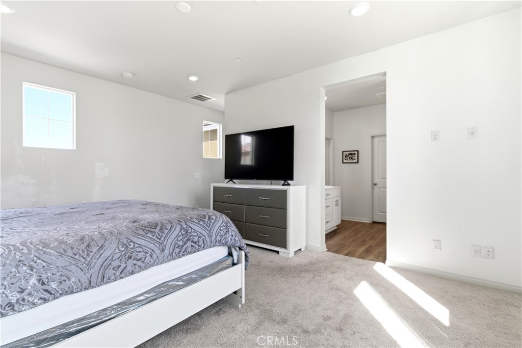 15594 Raptor Property Photo 38