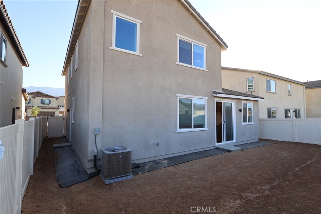 5218 Tamarack Lane Property Photo 4