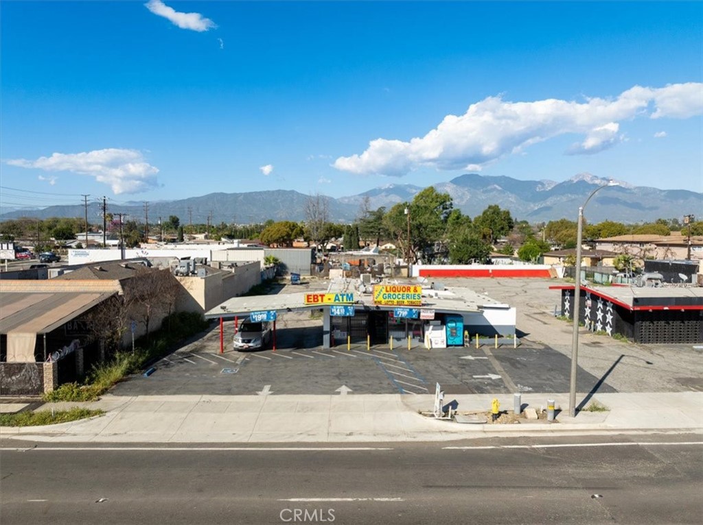 1528 1538 W Holt Property Photo 4