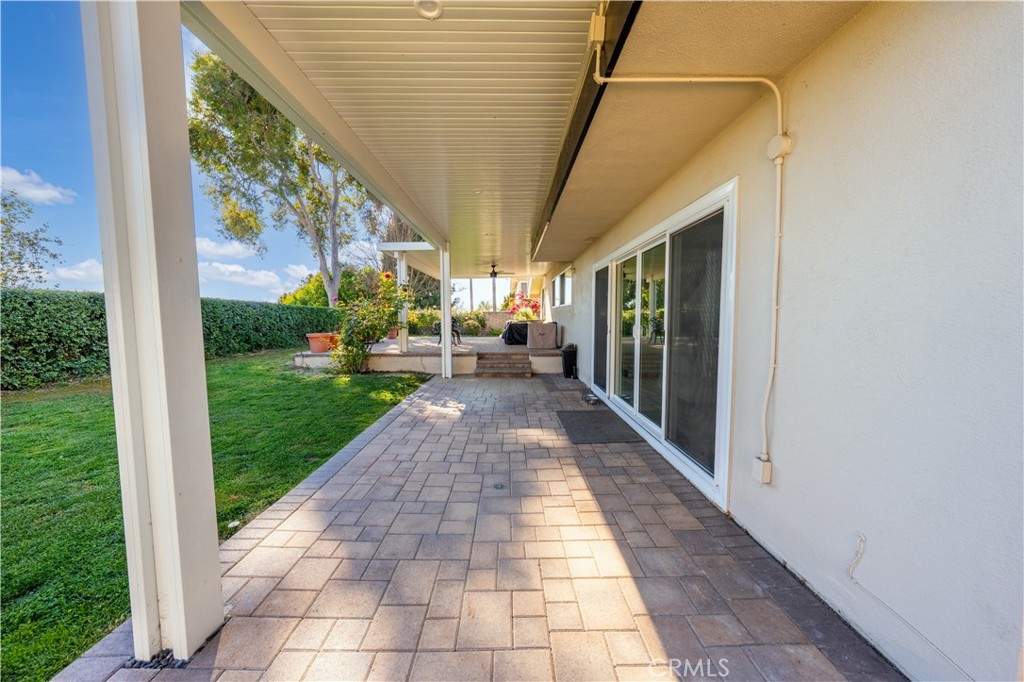 8930 Lindante Property Photo 12