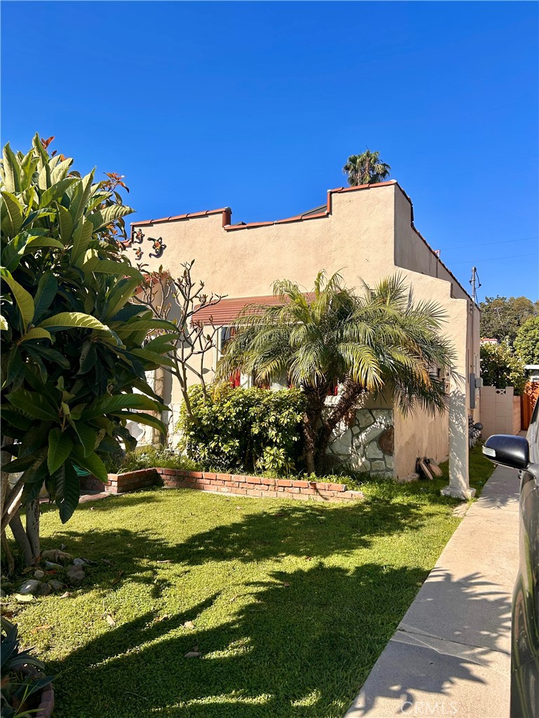 6147 Gundry Property Photo 3