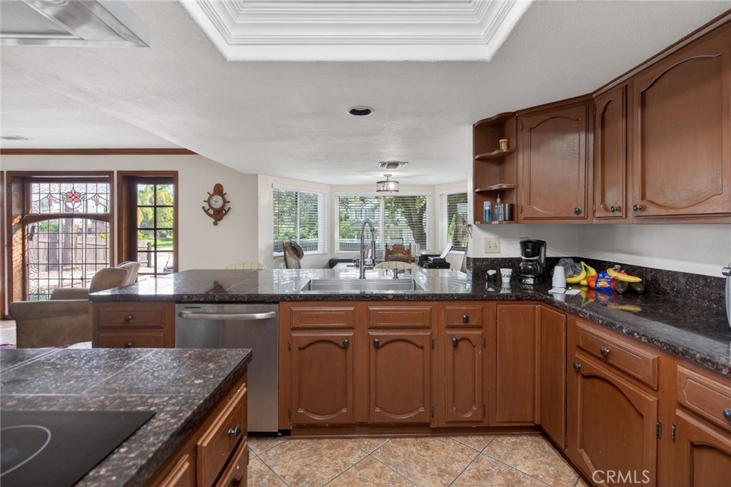 14435 Wood Road Property Photo 9