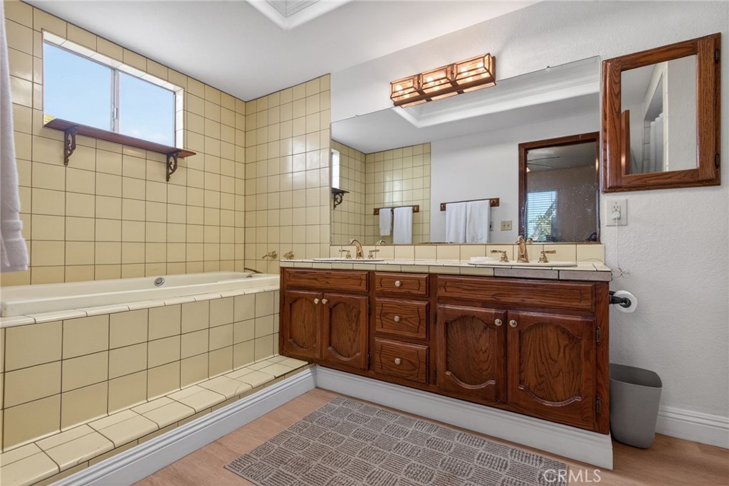 14435 Wood Road Property Photo 28