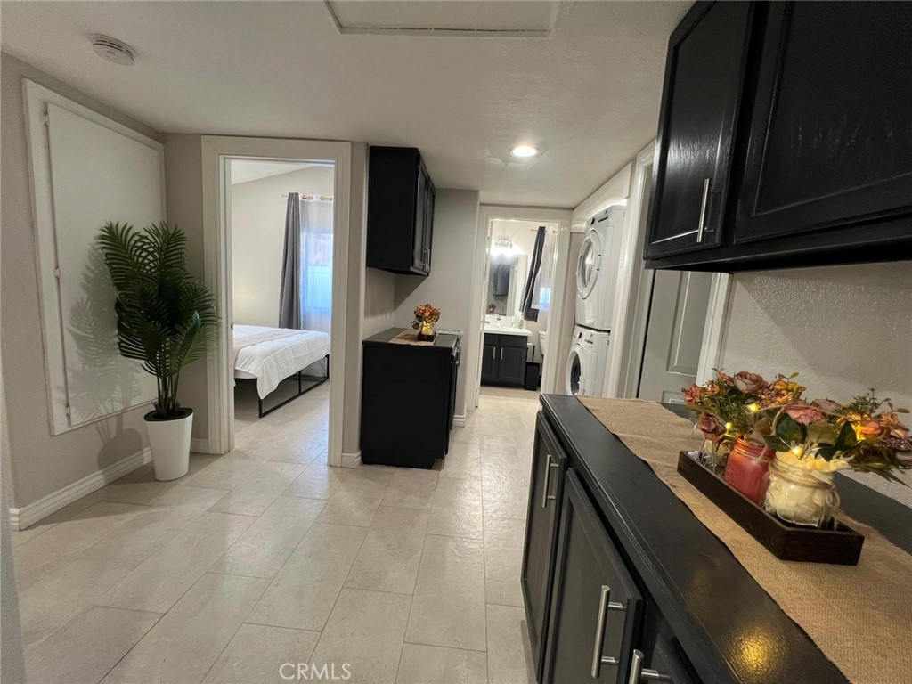 22862 & 22864 Temet Property Photo 4