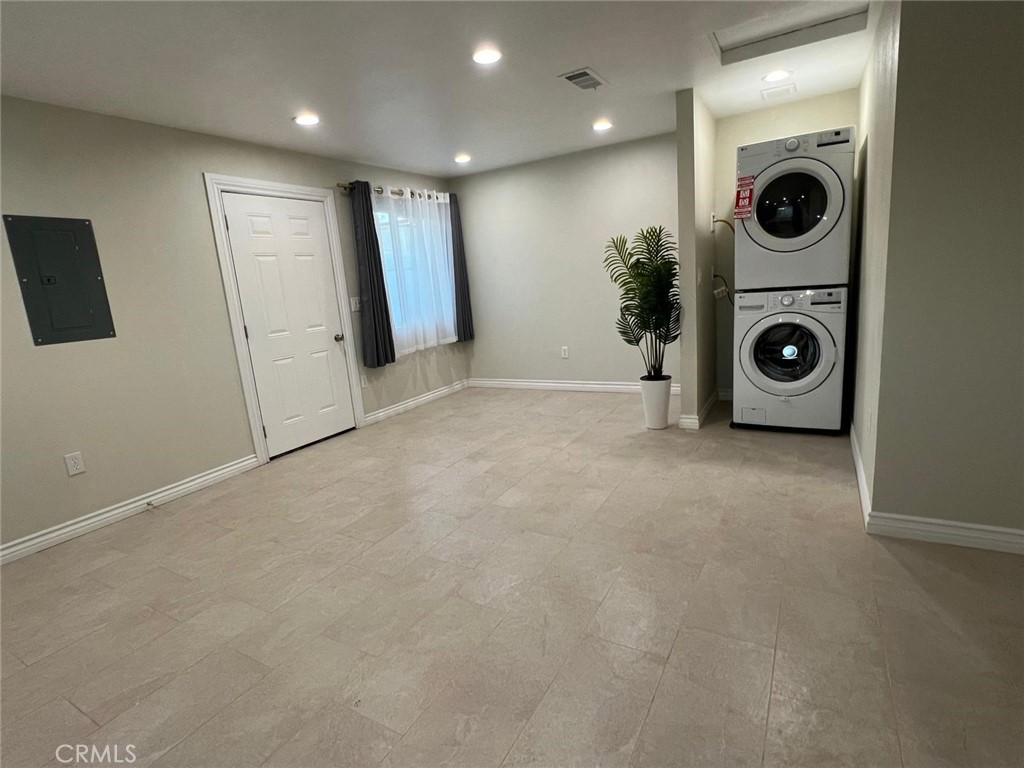 22862 & 22864 Temet Property Photo 25