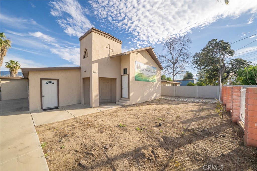 25014 5th Street Property Photo 4
