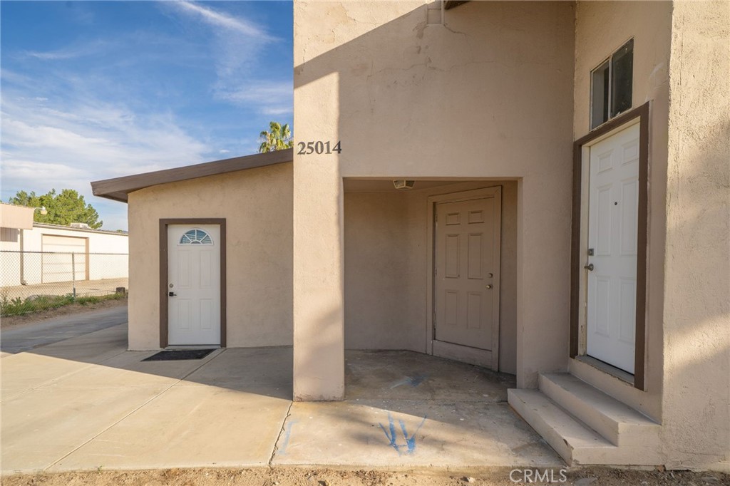 25014 5th Street Property Photo 5