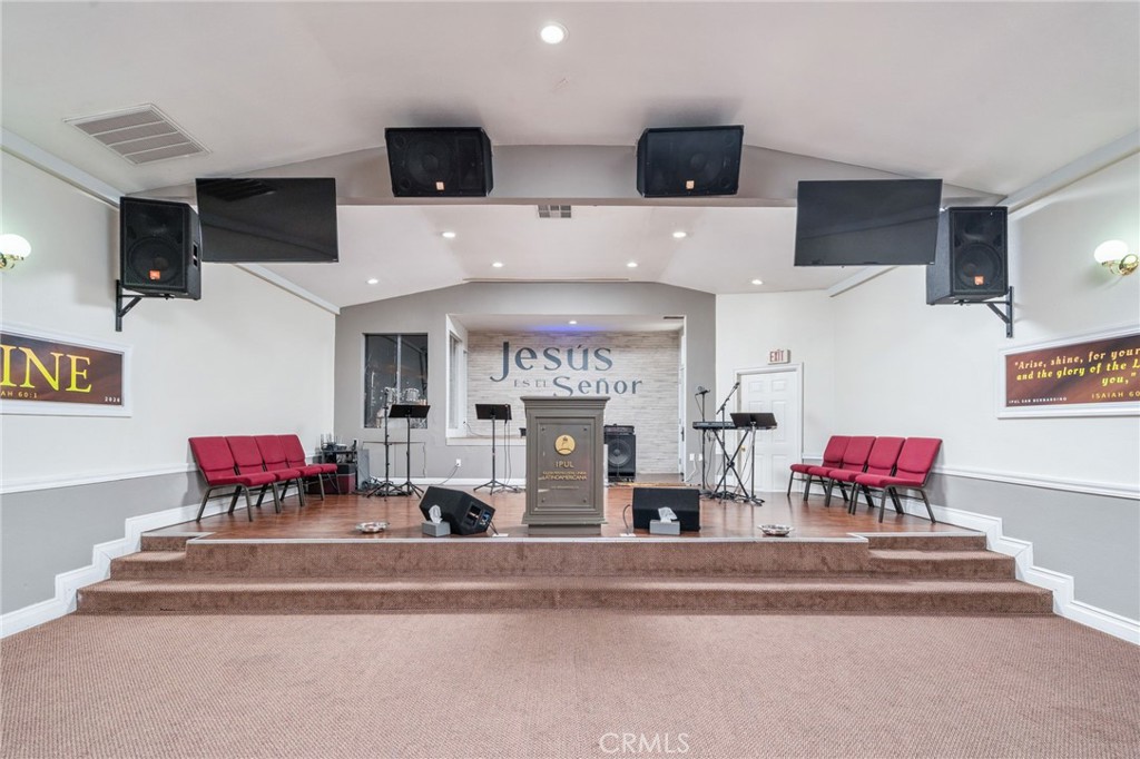 25014 5th Street Property Photo 17
