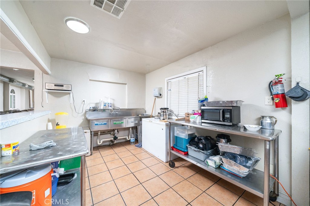 25014 5th Street Property Photo 25