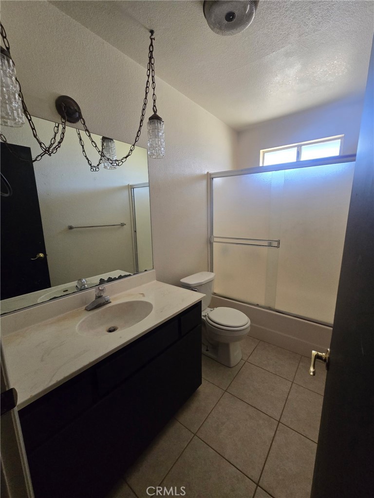 7608 Bannock Property Photo 3