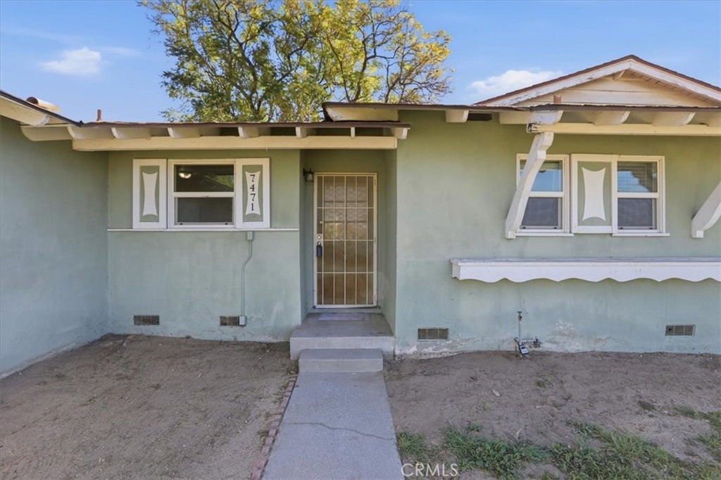 7471 Dunkirk Property Photo 2