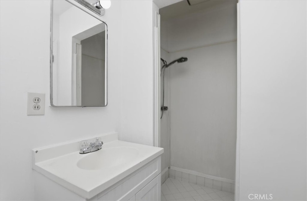 7471 Dunkirk Property Photo 18